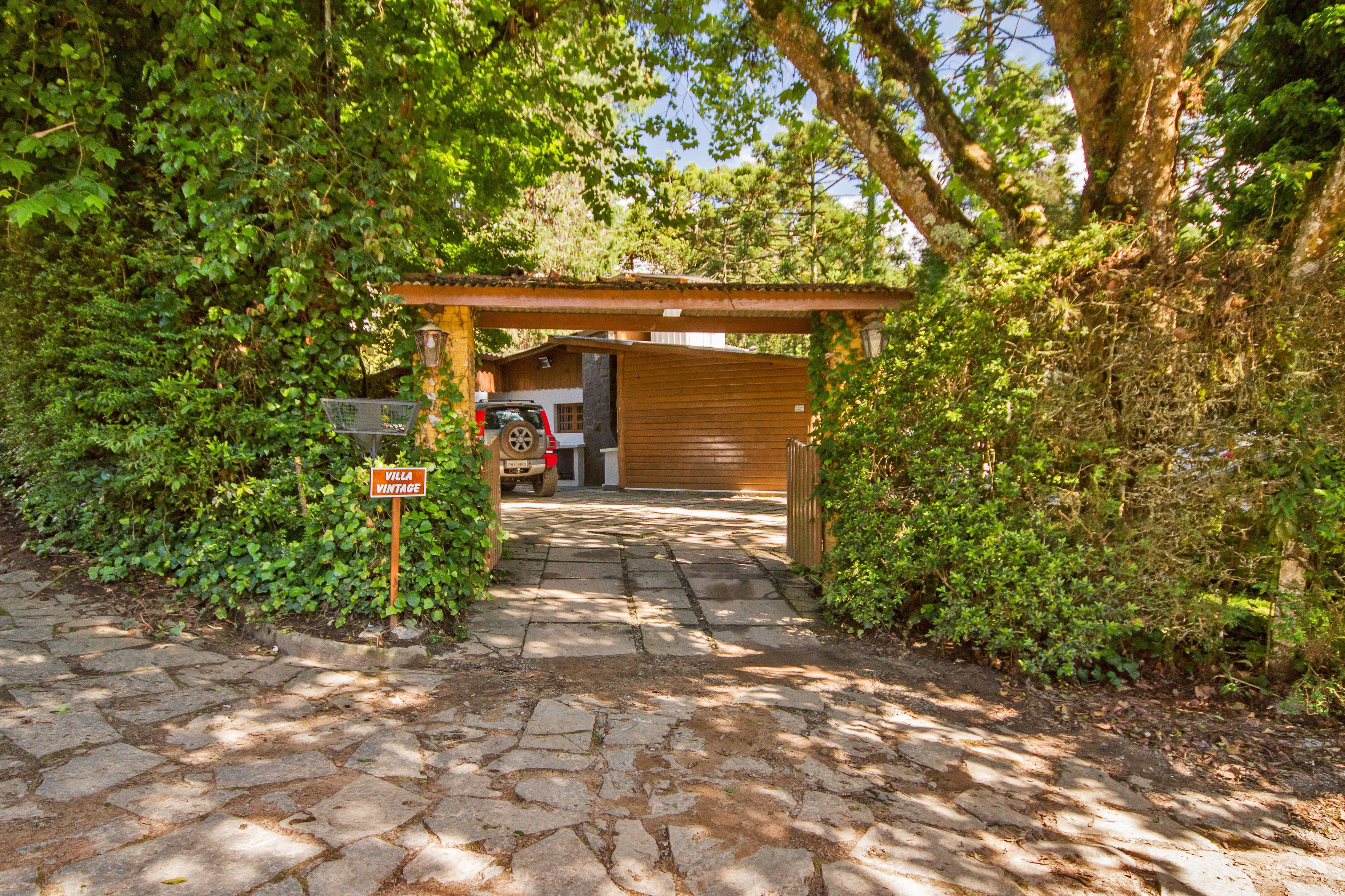 Villa Vintage Campos - Piscina E Opcoes De Suites Com Hidromassagem — Photos 2